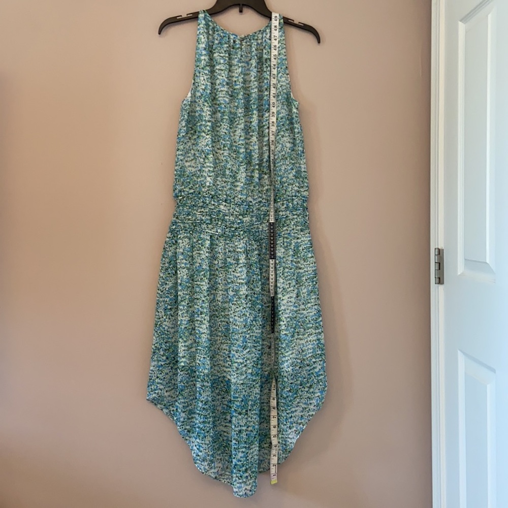 Dress - Picture 9 of 13